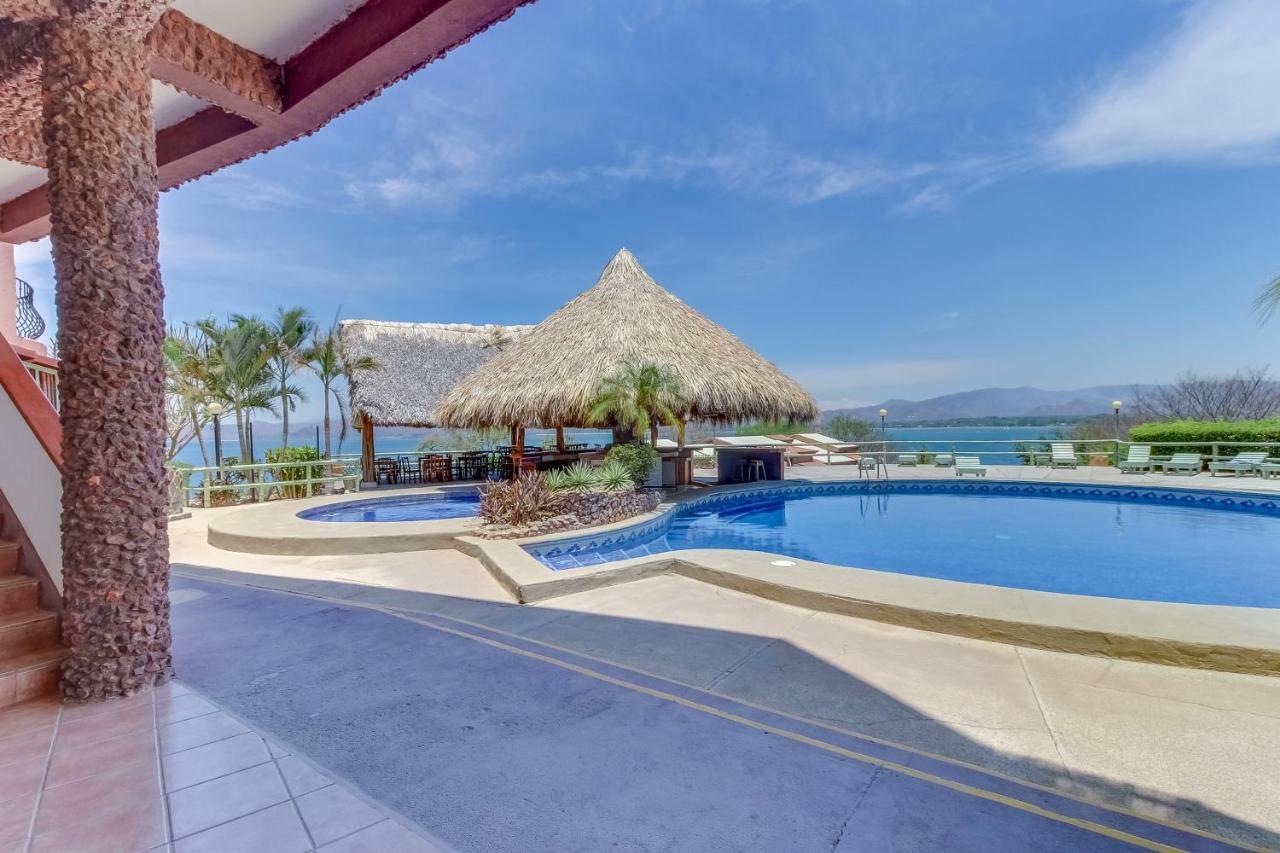 Flamingo Marina Resort Pacific North Coast Exterior photo